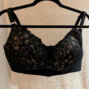 Torrid 44DTorrid Dream Wire-Free Push-Up Bra in black lace with beige lining